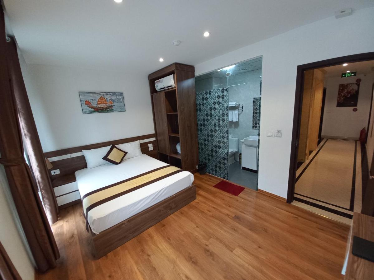 Tung Luxury Hotel Ha Long Buitenkant foto